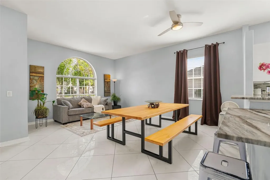 208 Troon Circle Davenport FL 33897