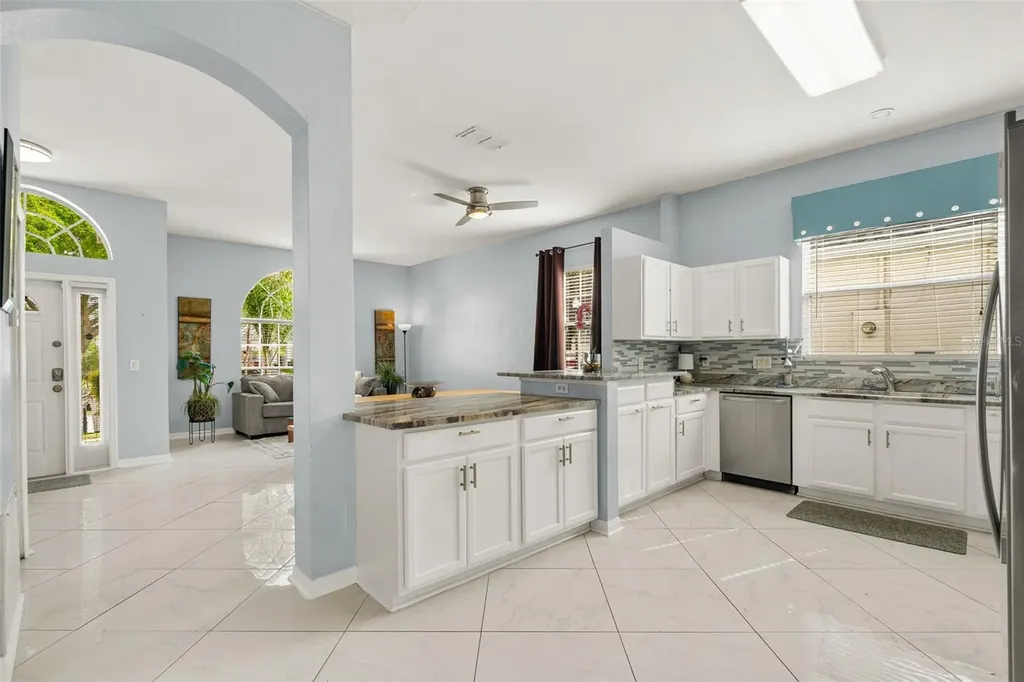 208 Troon Circle Davenport FL 33897