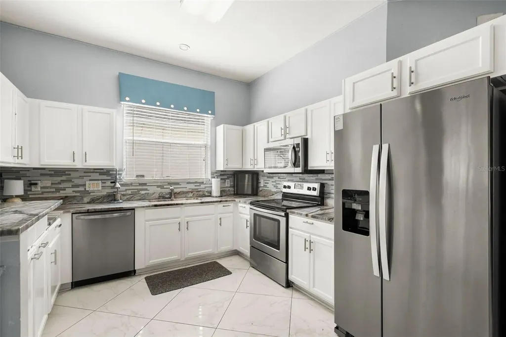 208 Troon Circle Davenport FL 33897