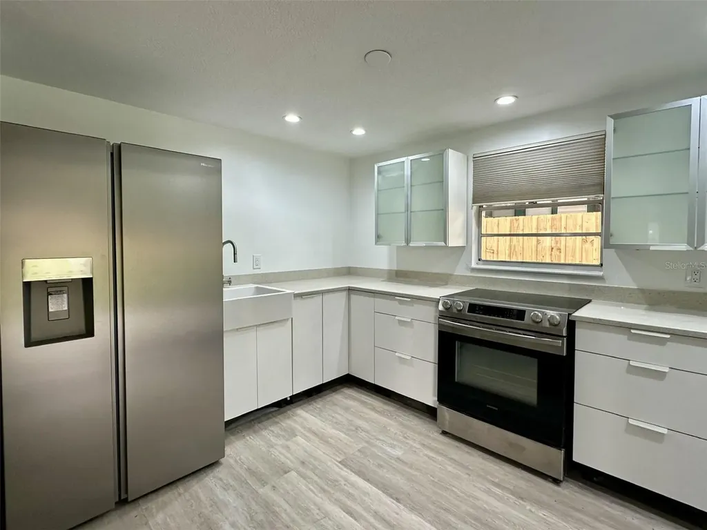 502 E Knollwood Street Tampa FL 33604
