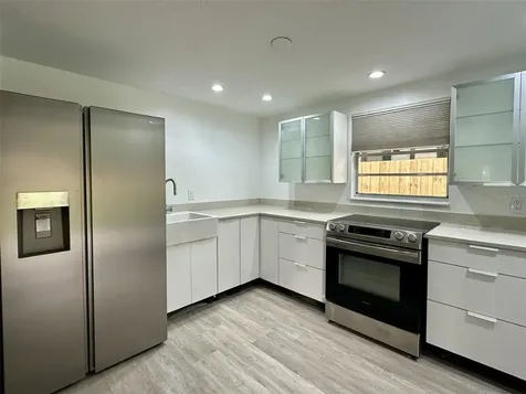 502 E Knollwood Street Tampa FL 33604