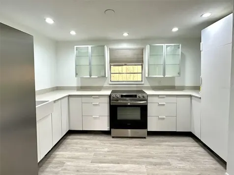 502 E Knollwood Street Tampa FL 33604
