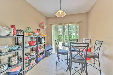 5843 Wrenwater Lithia FL 33547
