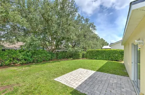 5843 Wrenwater Lithia FL 33547