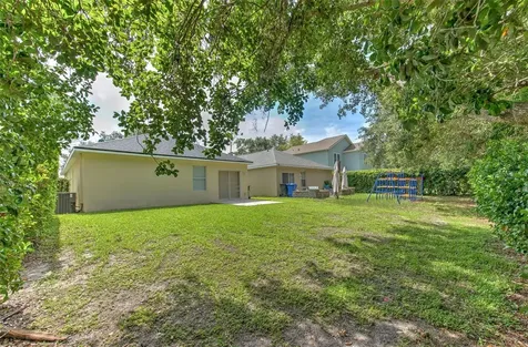 5843 Wrenwater Lithia FL 33547