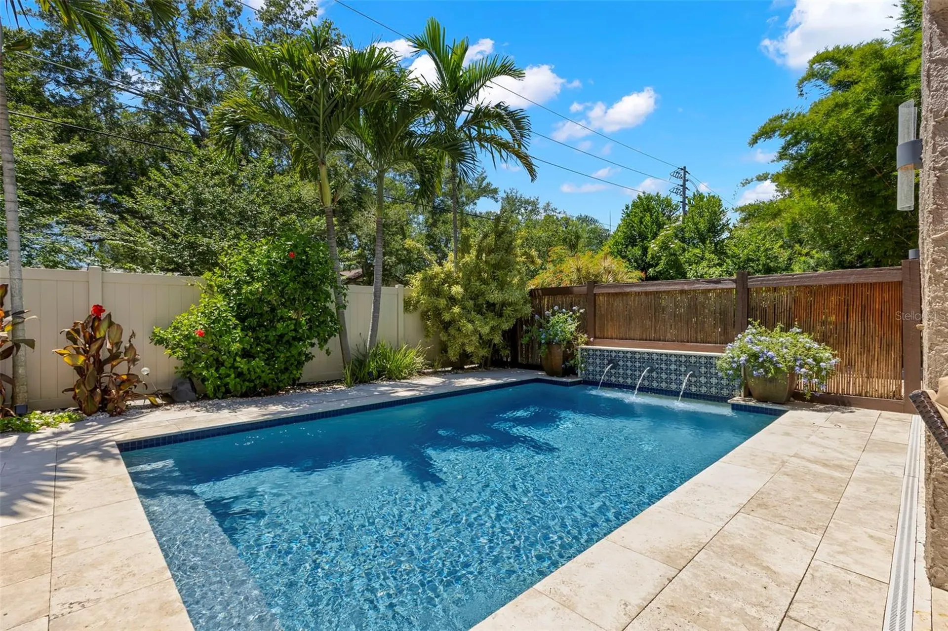 1125 11th Avenue NE St Petersburg FL 33705