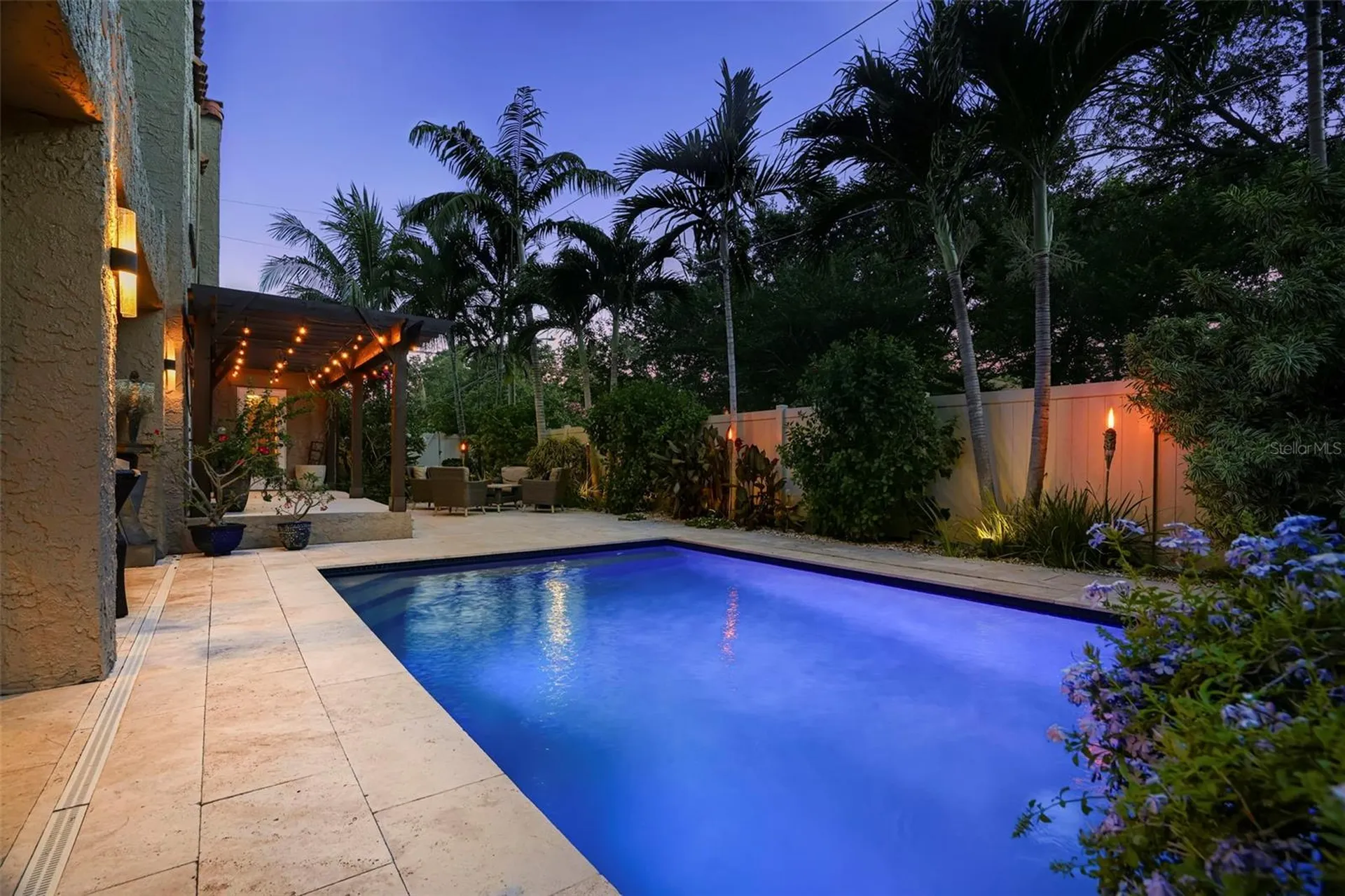 1125 11th Avenue NE St Petersburg FL 33705