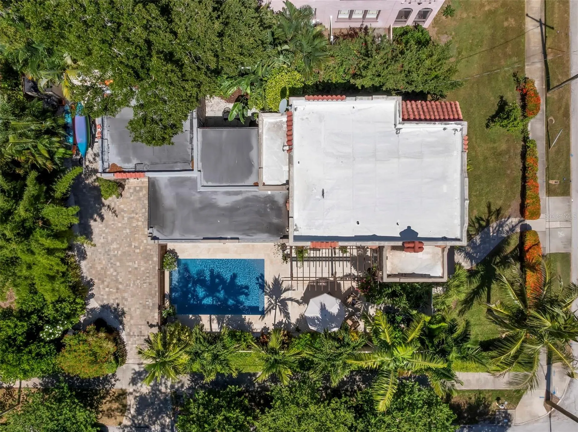 1125 11th Avenue NE St Petersburg FL 33705