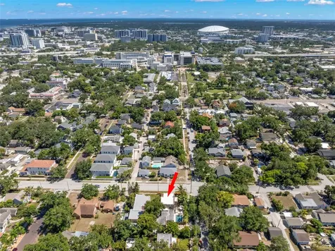1125 11th Avenue NE St Petersburg FL 33705