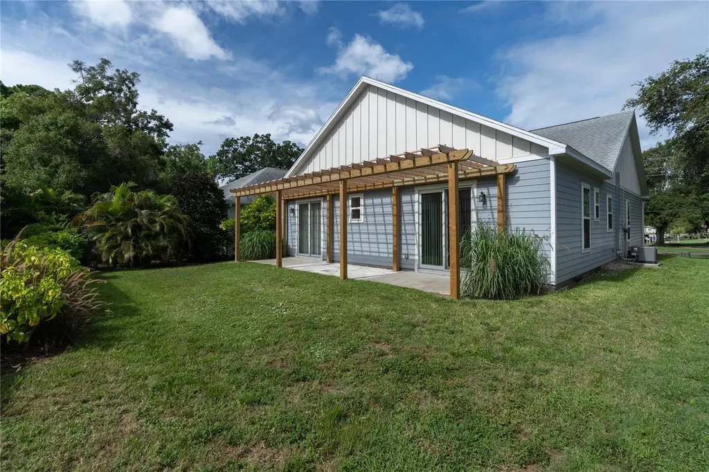 1535 Pinehurst Road Dunedin FL 34698