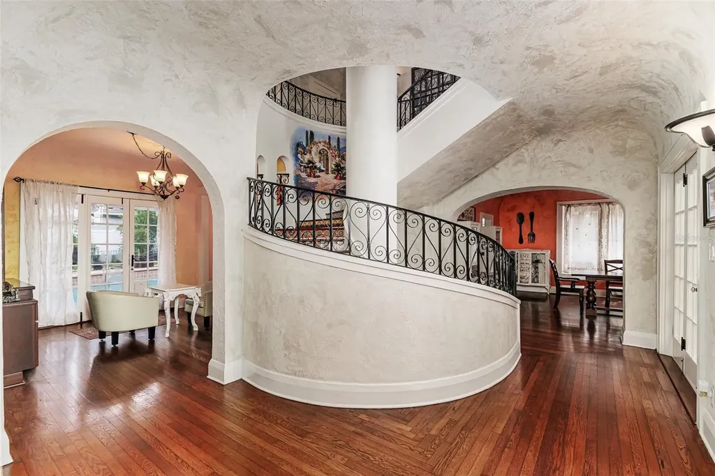 845 E Edgewood Drive Lakeland FL 33803