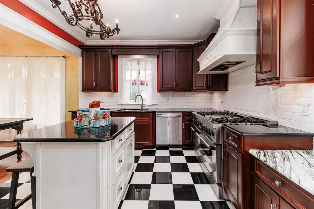 845 E Edgewood Drive Lakeland FL 33803