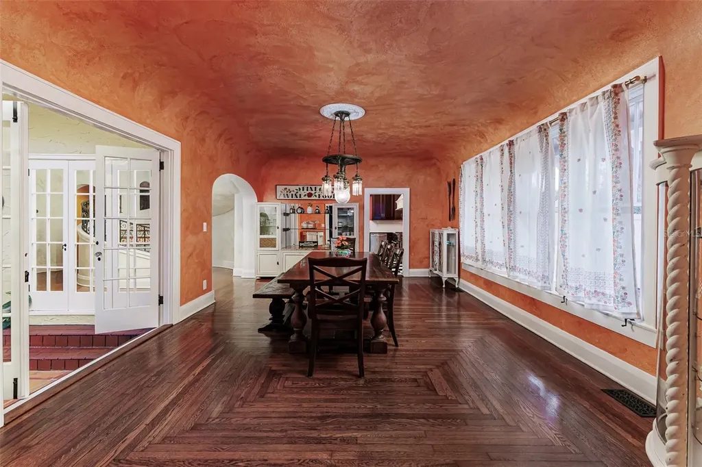 845 E Edgewood Drive Lakeland FL 33803