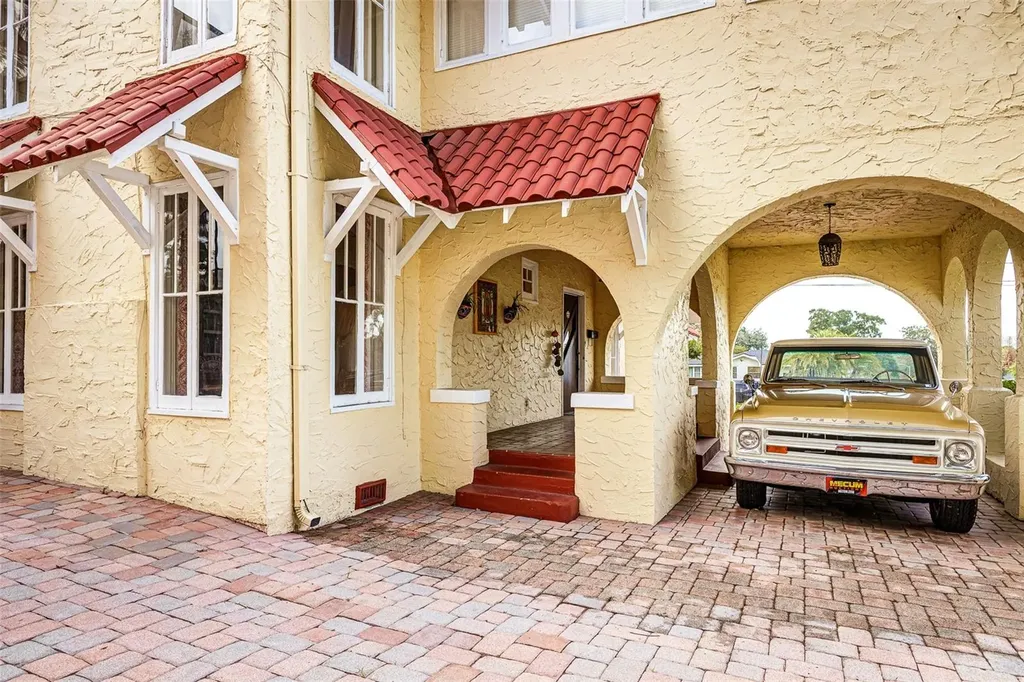 845 E Edgewood Drive Lakeland FL 33803