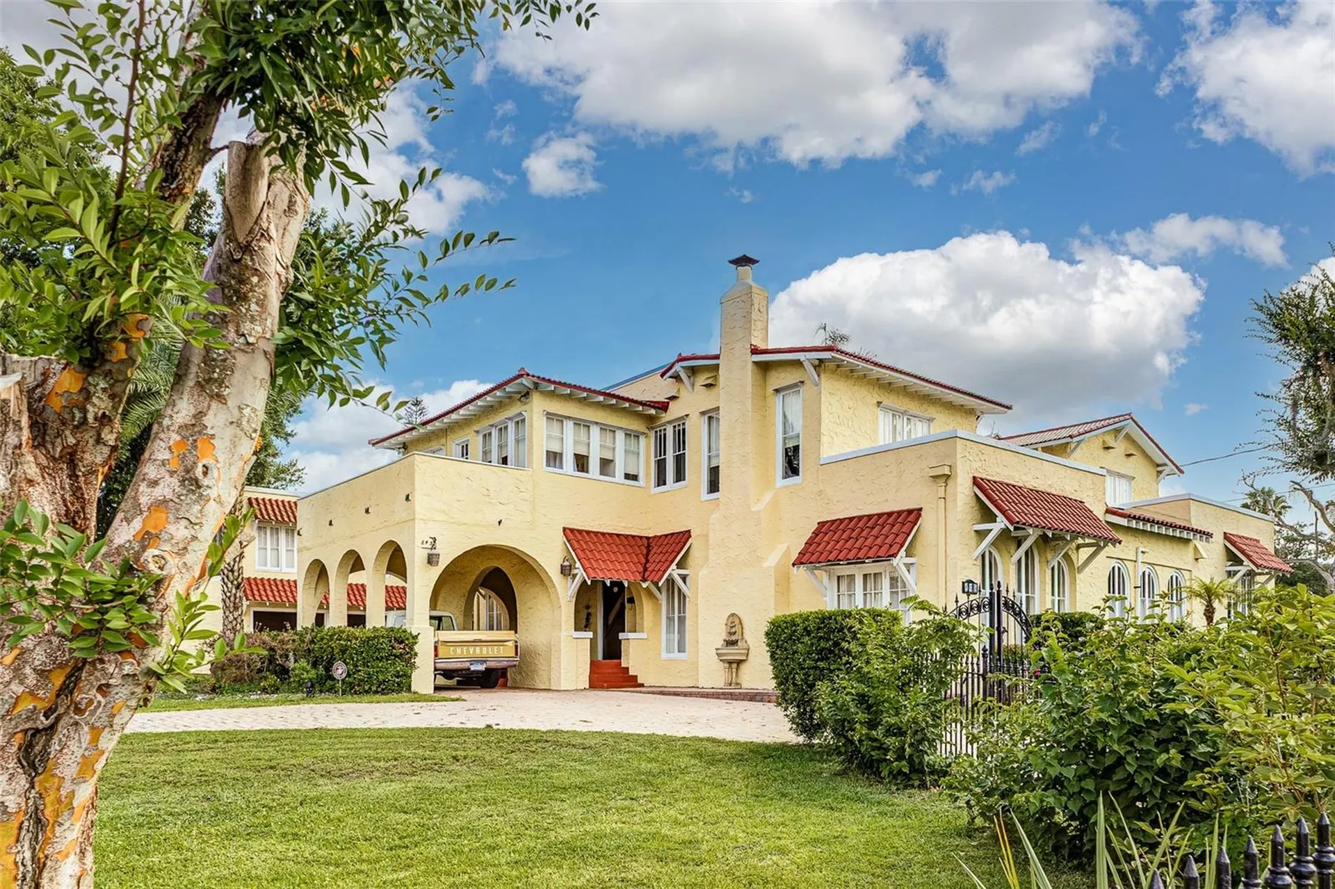 845 E Edgewood Drive Lakeland FL 33803