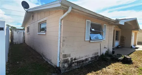 5200 Chet Drive New Port Richey FL 34652