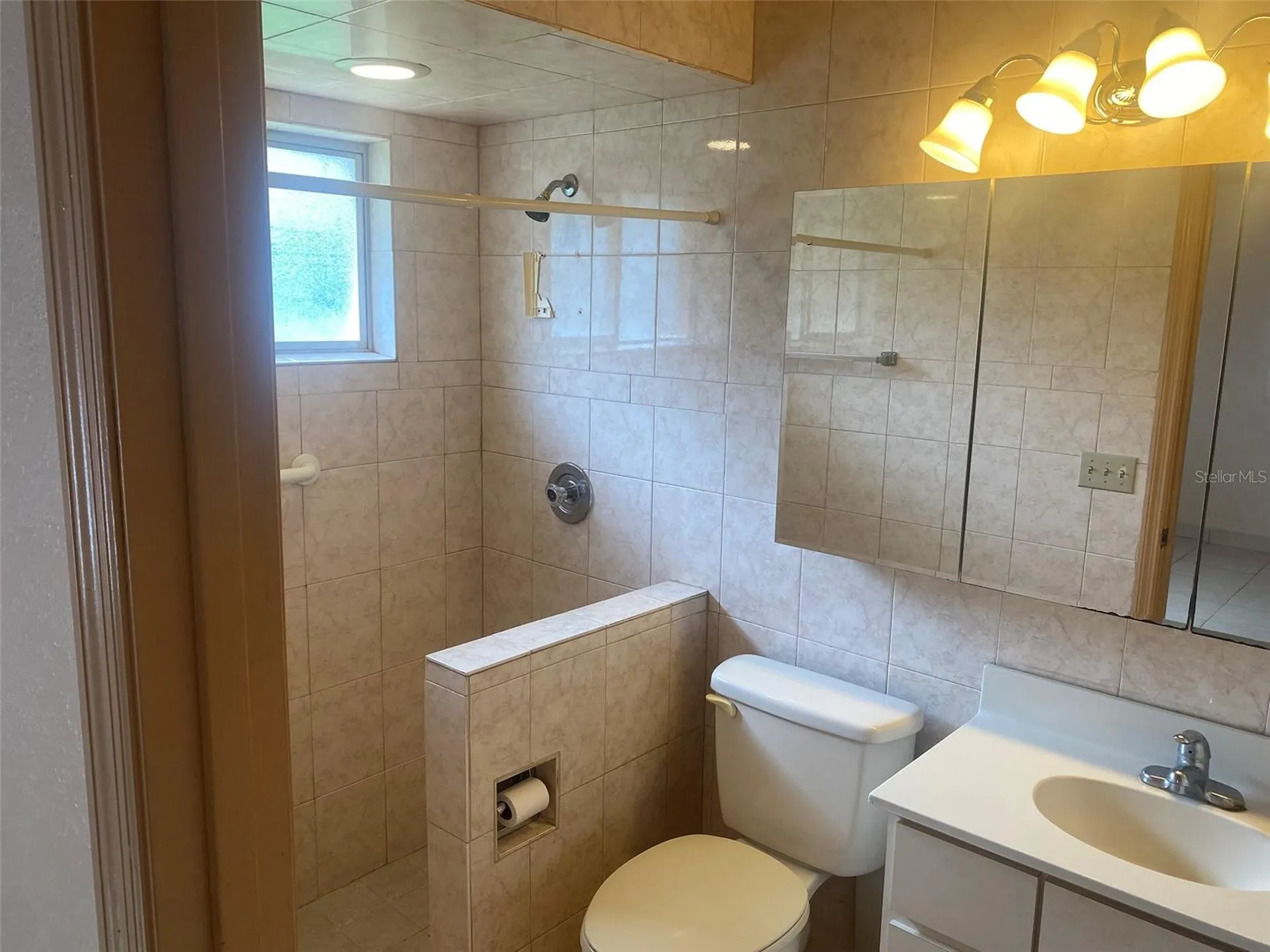 1101 Stillwater Avenue Deltona FL 32725