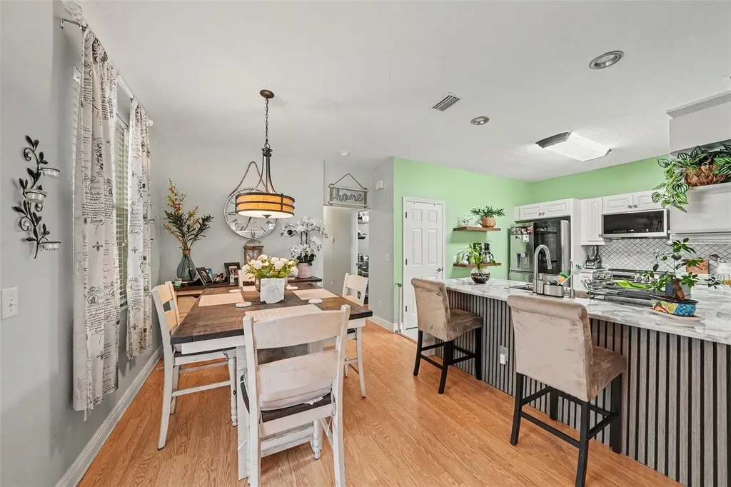 6444 Ashville Drive Zephyrhills FL 33542