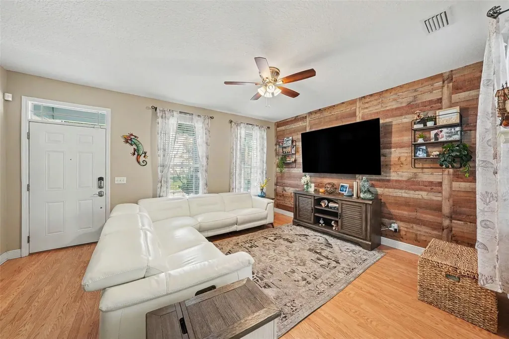 6444 Ashville Drive Zephyrhills FL 33542