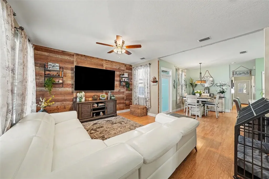 6444 Ashville Drive Zephyrhills FL 33542