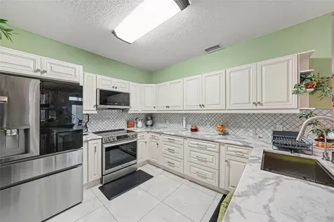 6444 Ashville Drive Zephyrhills FL 33542