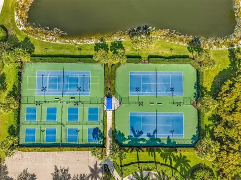 2656 Anguilla Drive Cape Coral FL 33991
