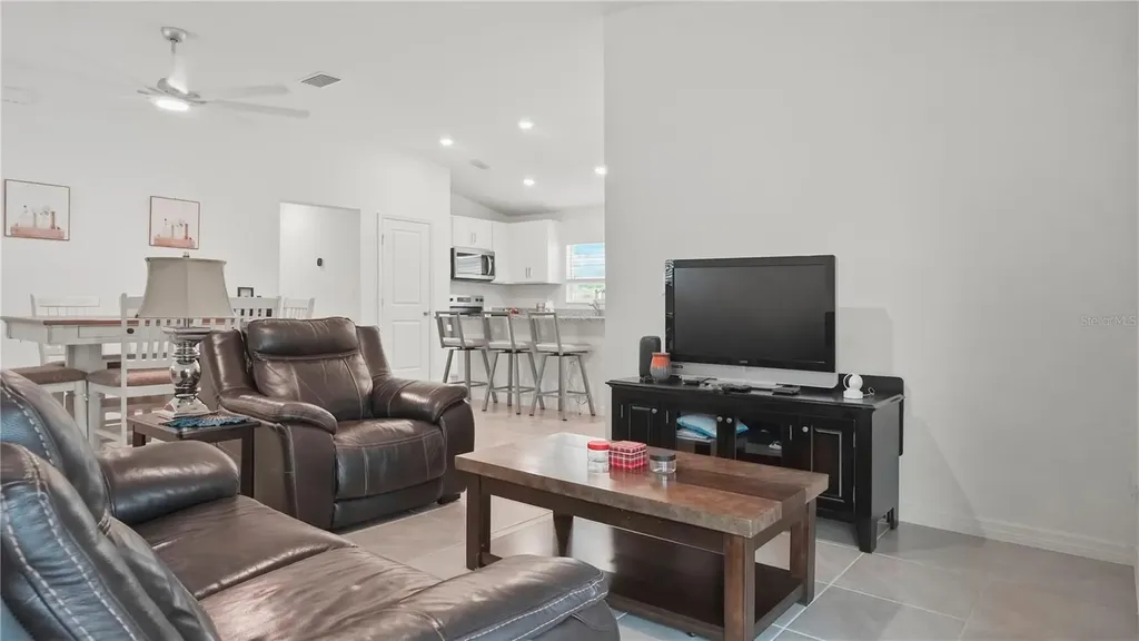 707 Chestnut Lane Auburndale FL 33823