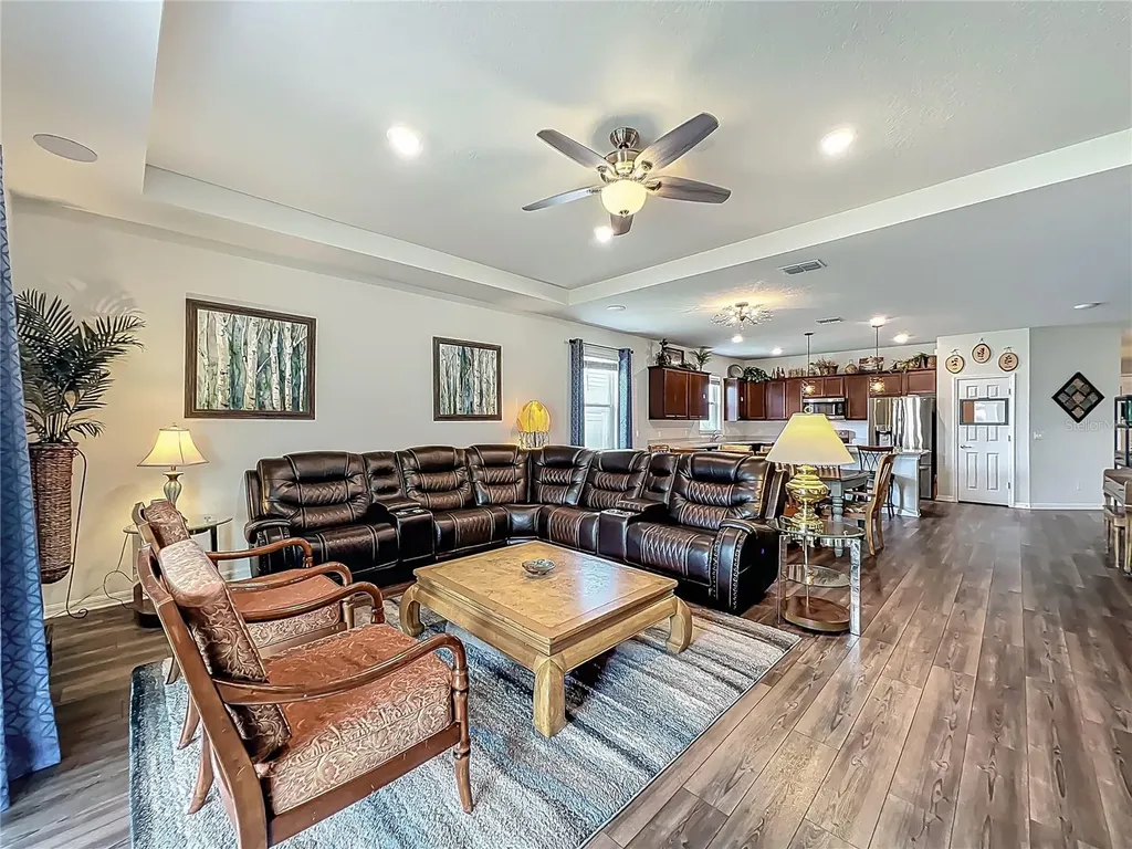 2610 Hilltop Loop Apopka FL 32712