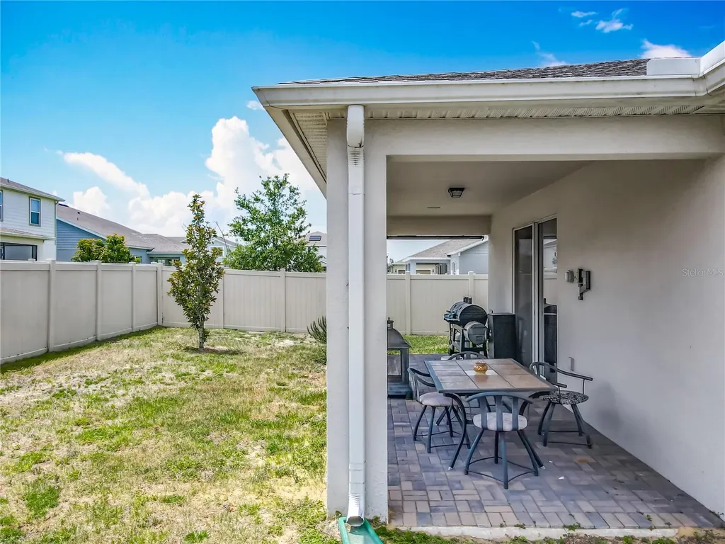 2610 Hilltop Loop Apopka FL 32712