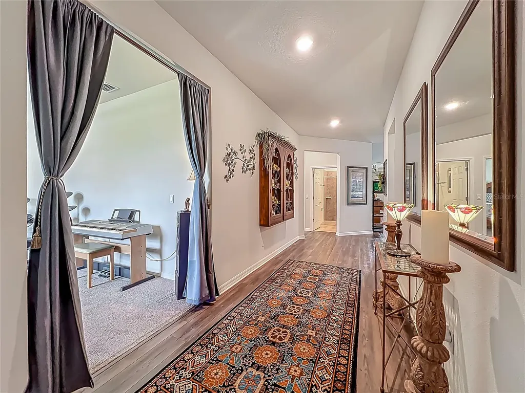2610 Hilltop Loop Apopka FL 32712
