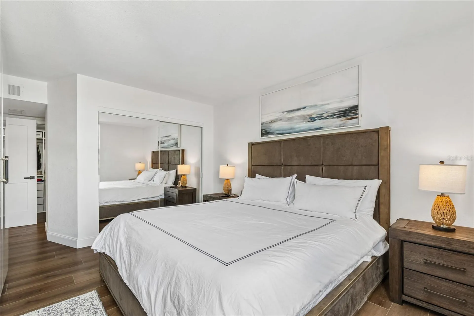 644 Island Way Clearwater FL 33767