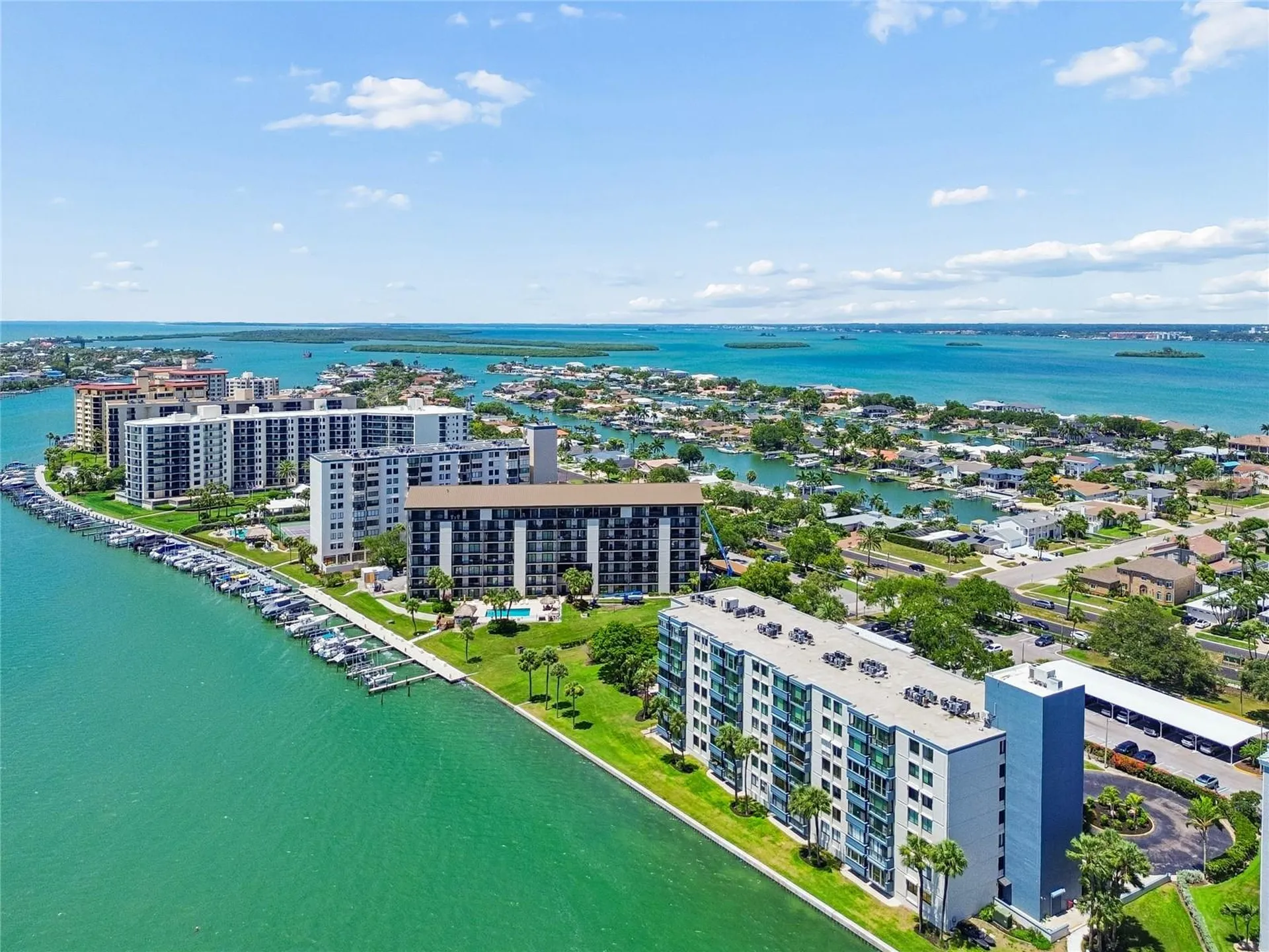 644 Island Way Clearwater FL 33767