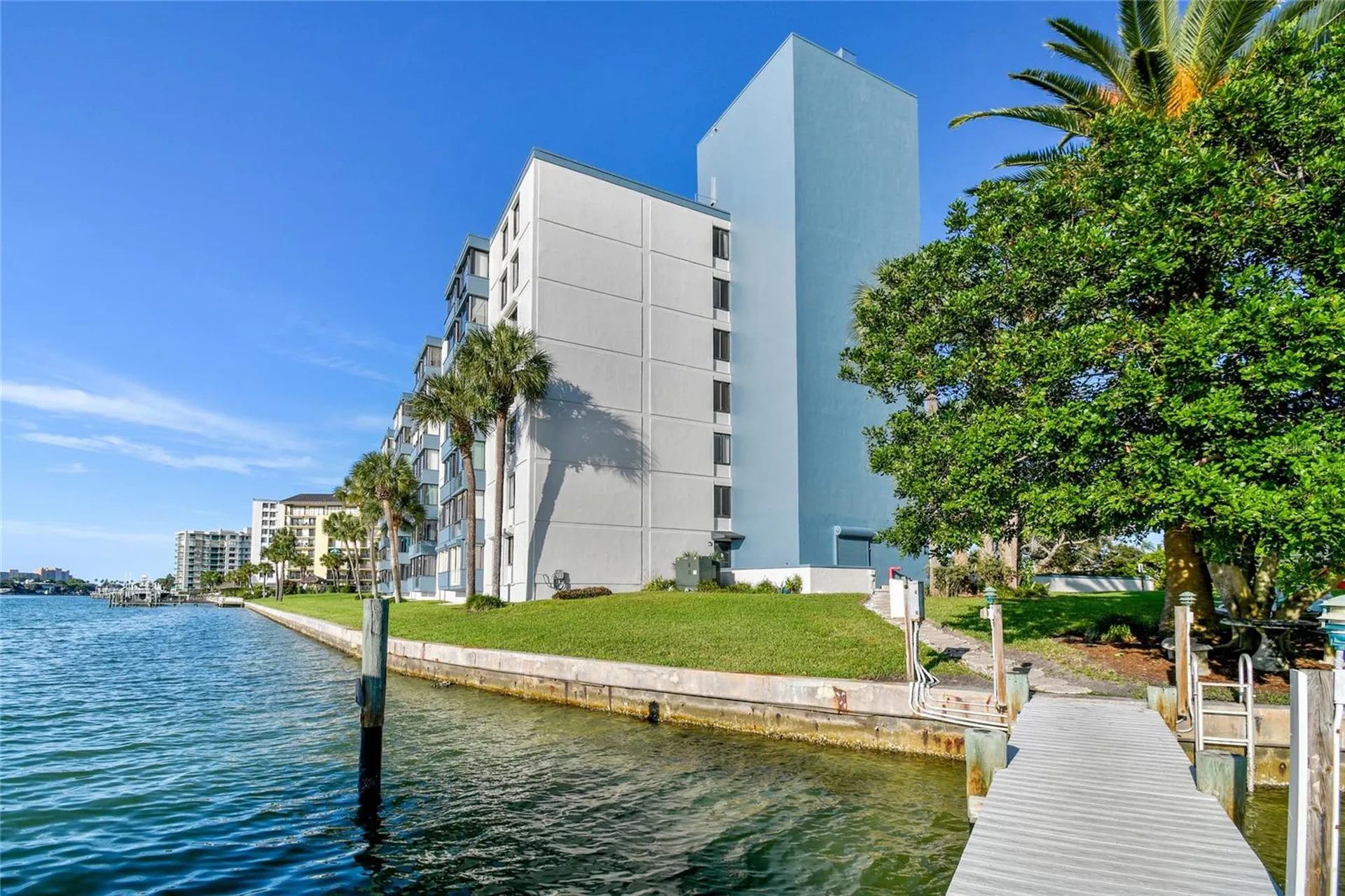 644 Island Way Clearwater FL 33767