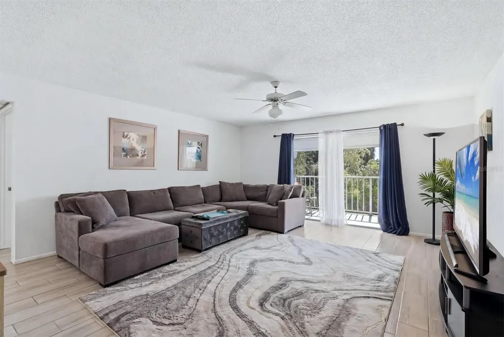 1714 69th Avenue W Bradenton FL 34207