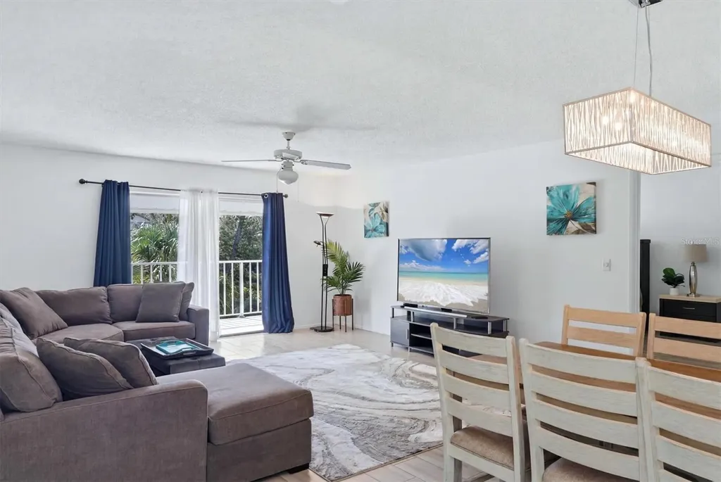 1714 69th Avenue W Bradenton FL 34207