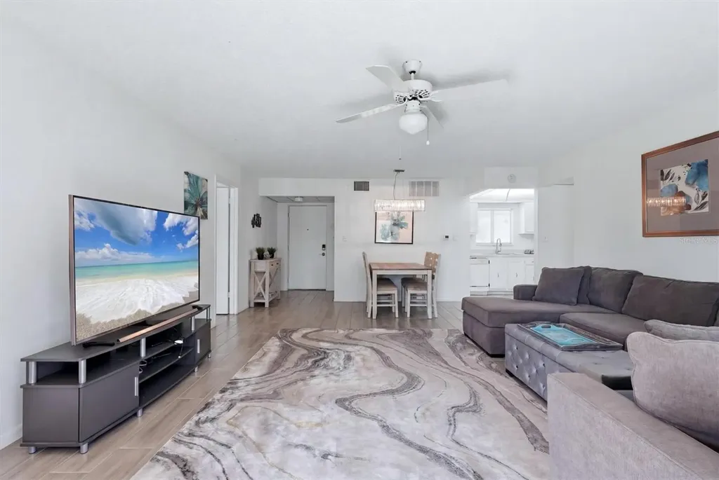1714 69th Avenue W Bradenton FL 34207