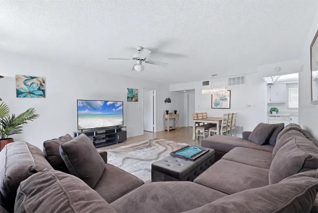 1714 69th Avenue W Bradenton FL 34207