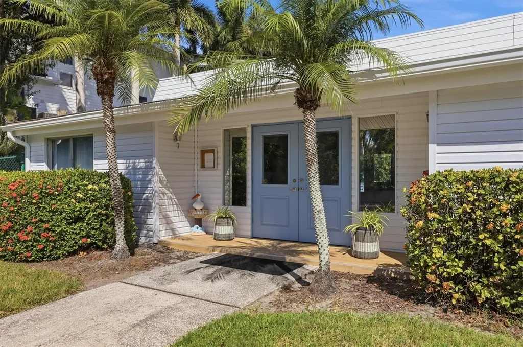 1714 69th Avenue W Bradenton FL 34207