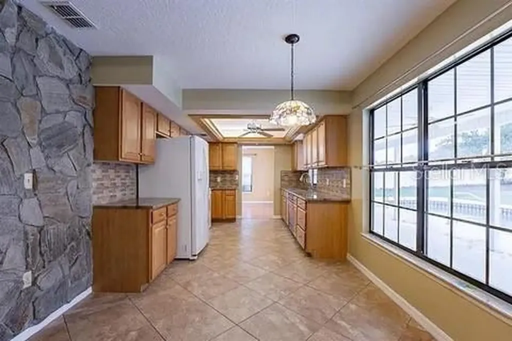 7528 River Country Drive Weeki Wachee FL 34607