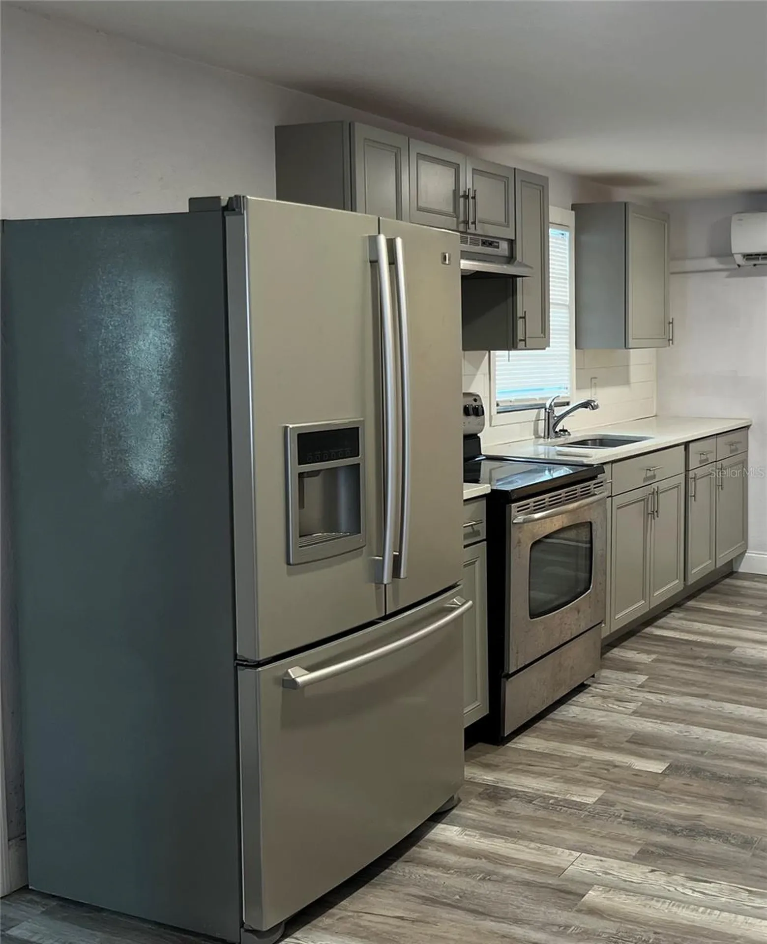 124 S Noble Daytona Beach FL 32118