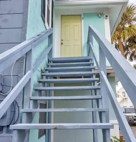 124 S Noble Daytona Beach FL 32118