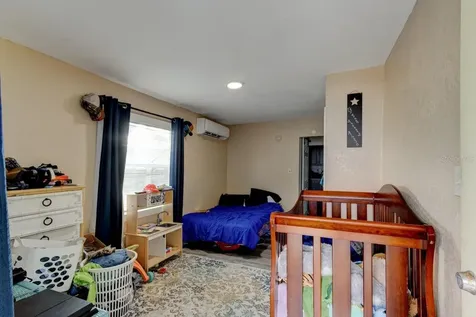 124 S Noble Daytona Beach FL 32118