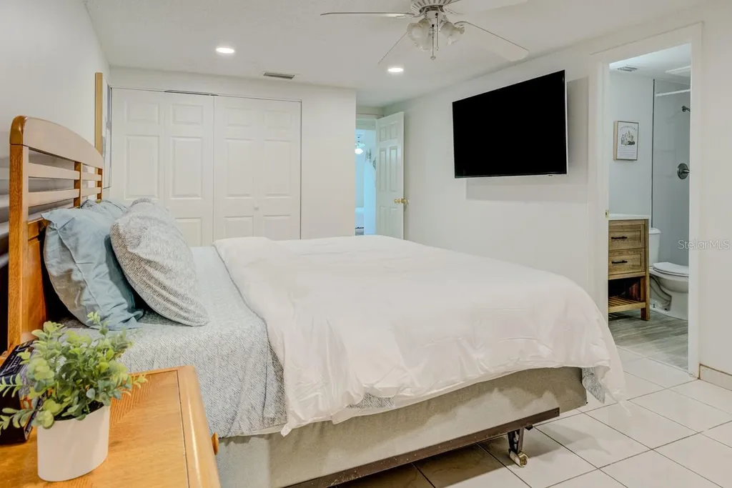 8541 Briar Grove Circle Tampa FL 33615
