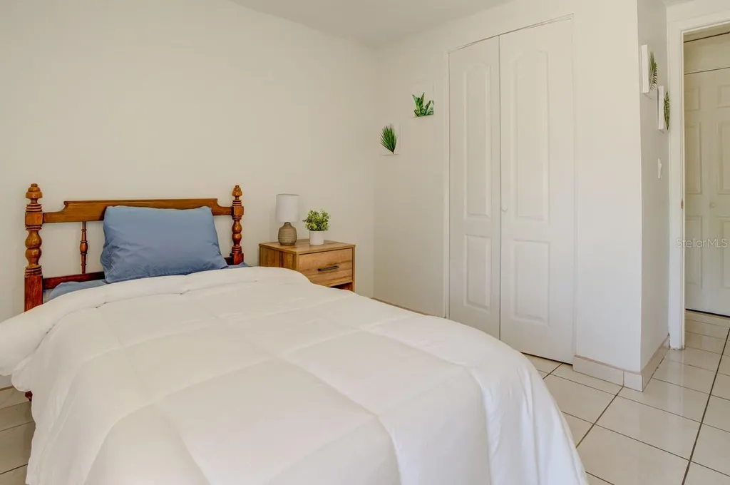 8541 Briar Grove Circle Tampa FL 33615