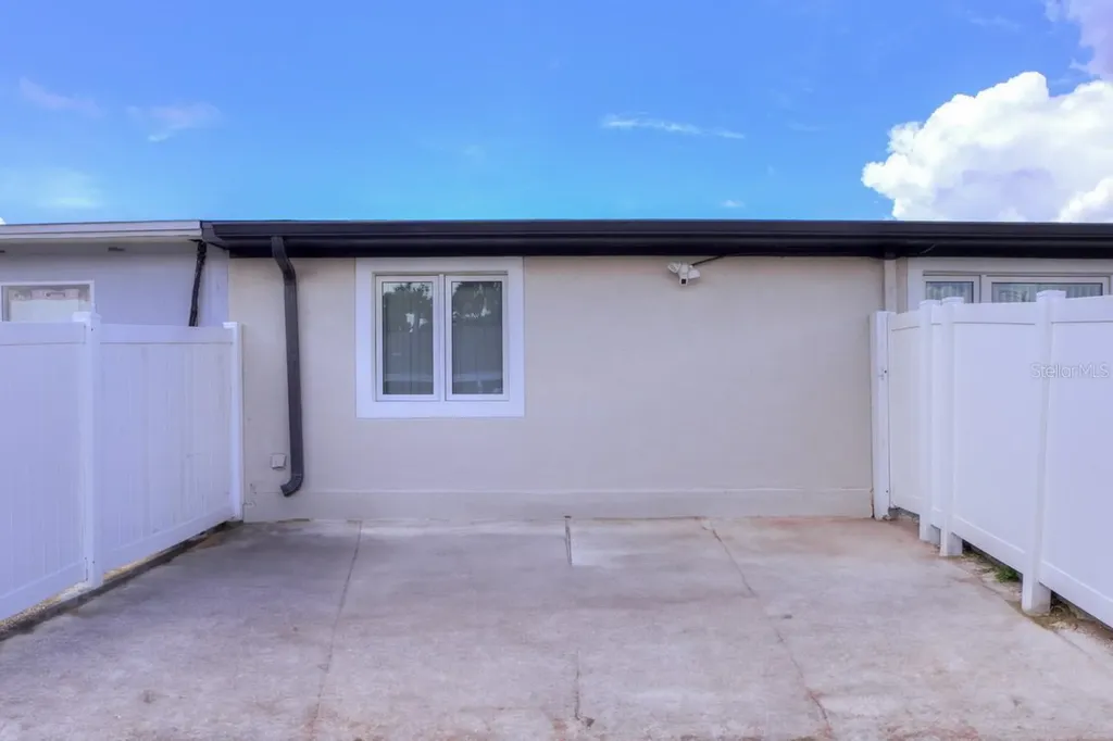 8541 Briar Grove Circle Tampa FL 33615
