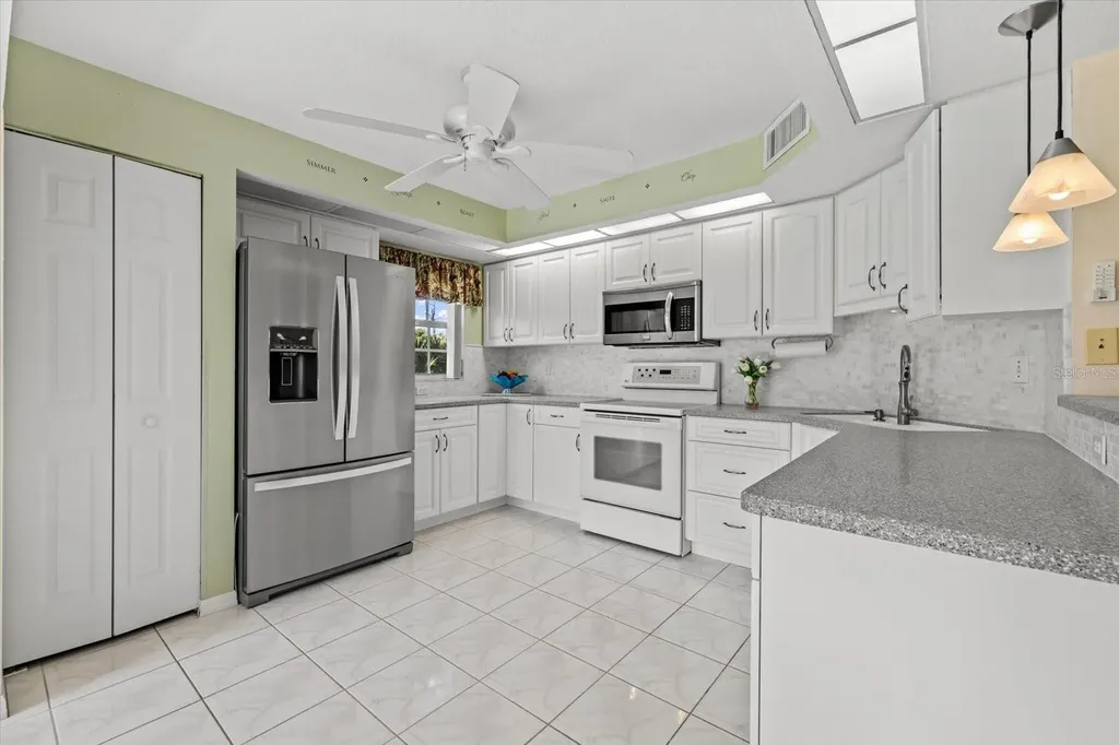 813 Montrose Drive Venice FL 34293