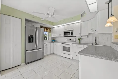 813 Montrose Drive Venice FL 34293