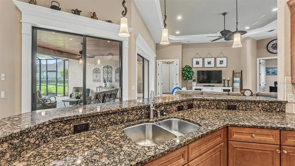 6370 Highlands In The Woods Avenue Lakeland FL 33813
