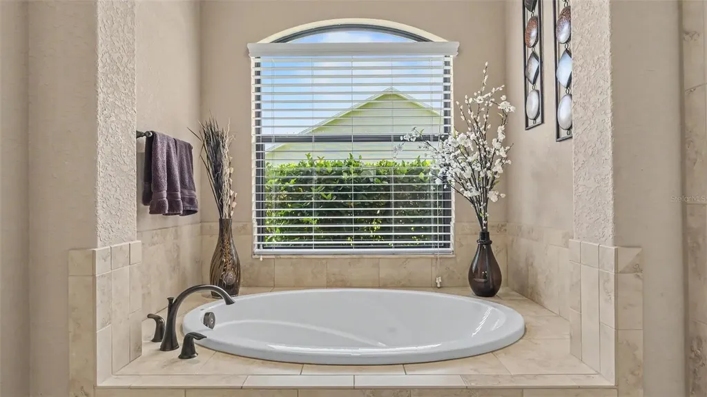 6370 Highlands In The Woods Avenue Lakeland FL 33813