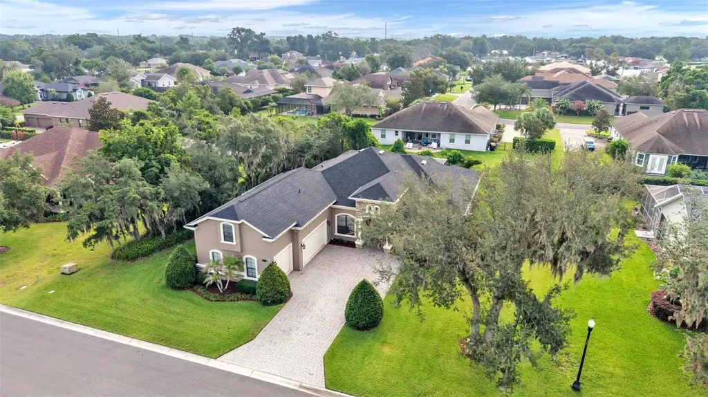 6370 Highlands In The Woods Avenue Lakeland FL 33813